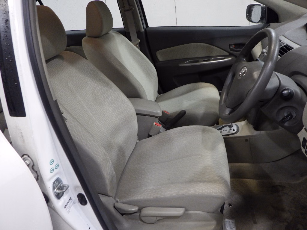 TOYOTA BELTA