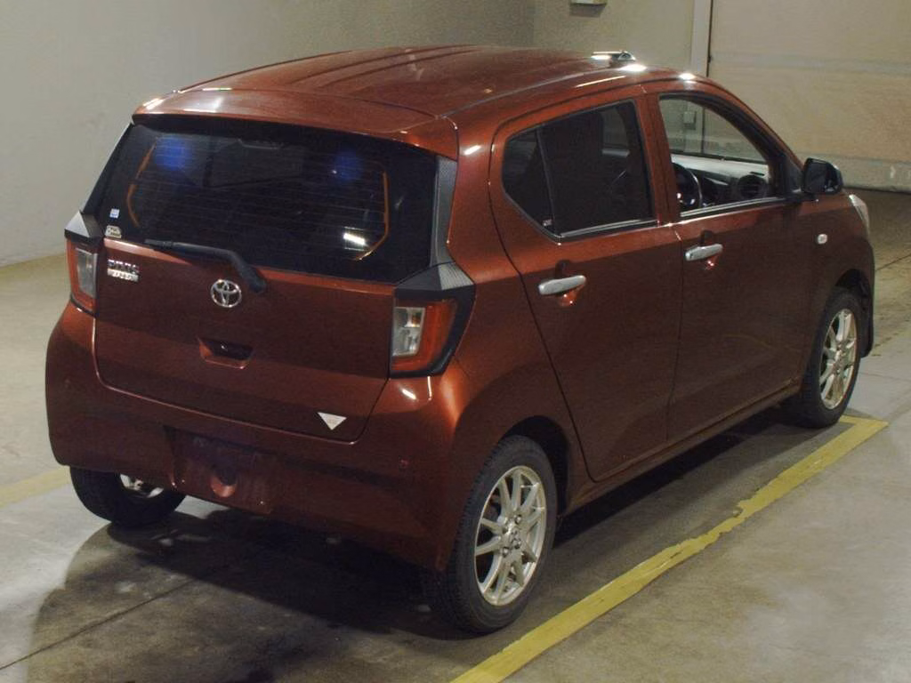 TOYOTA PIXIS EPOCH