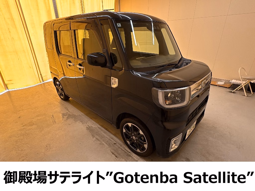DAIHATSU WAKE