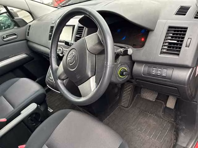 MAZDA MPV
