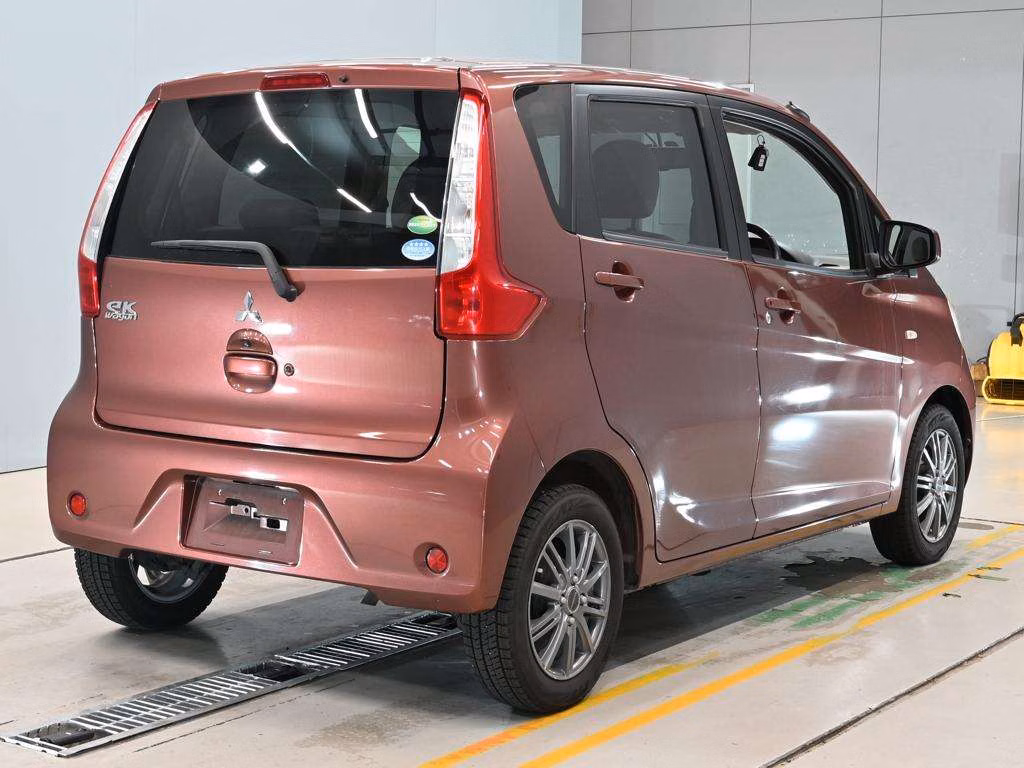 MITSUBISHI EK WAGON