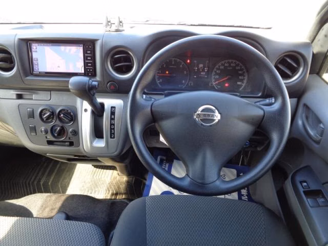 NISSAN NV350 CARAVAN