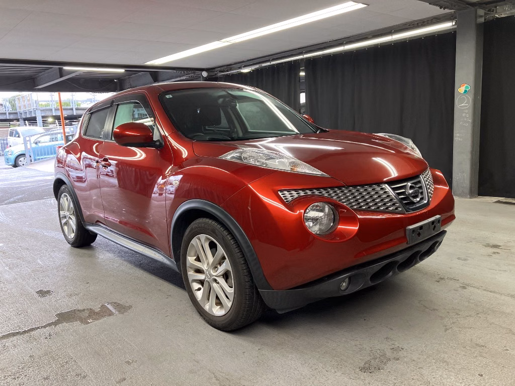 NISSAN JUKE