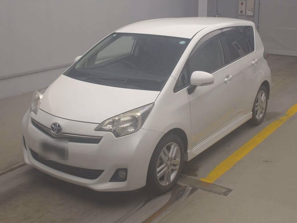 TOYOTA RACTIS