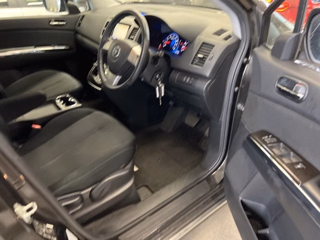 MAZDA MPV