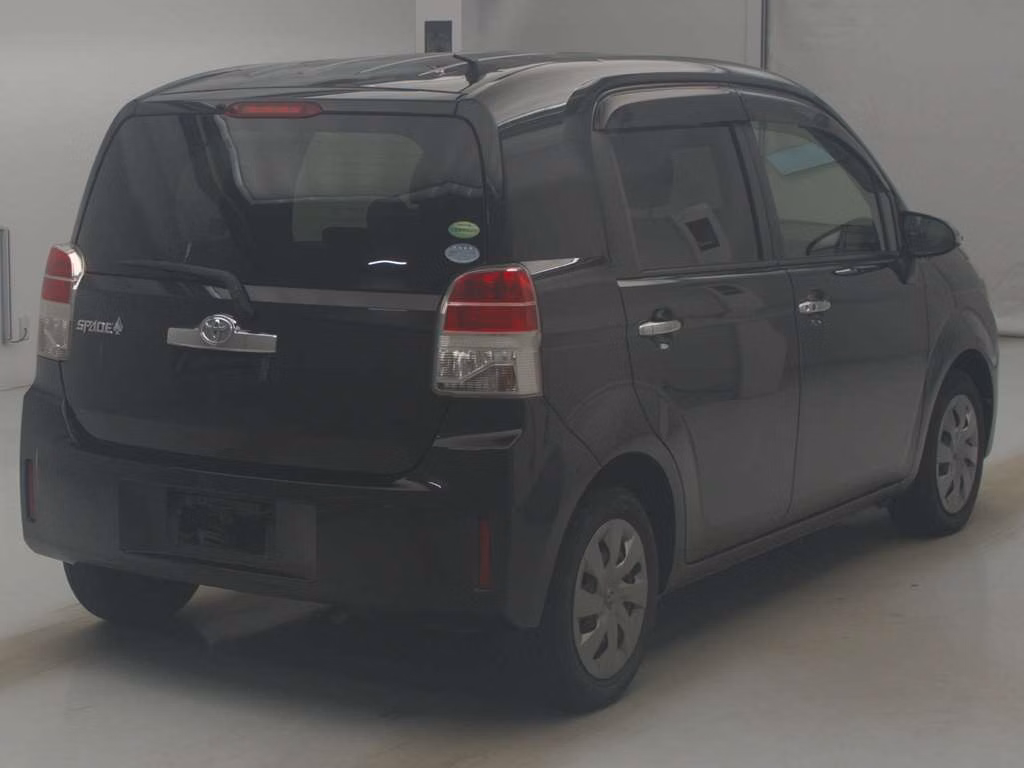 TOYOTA SPADE