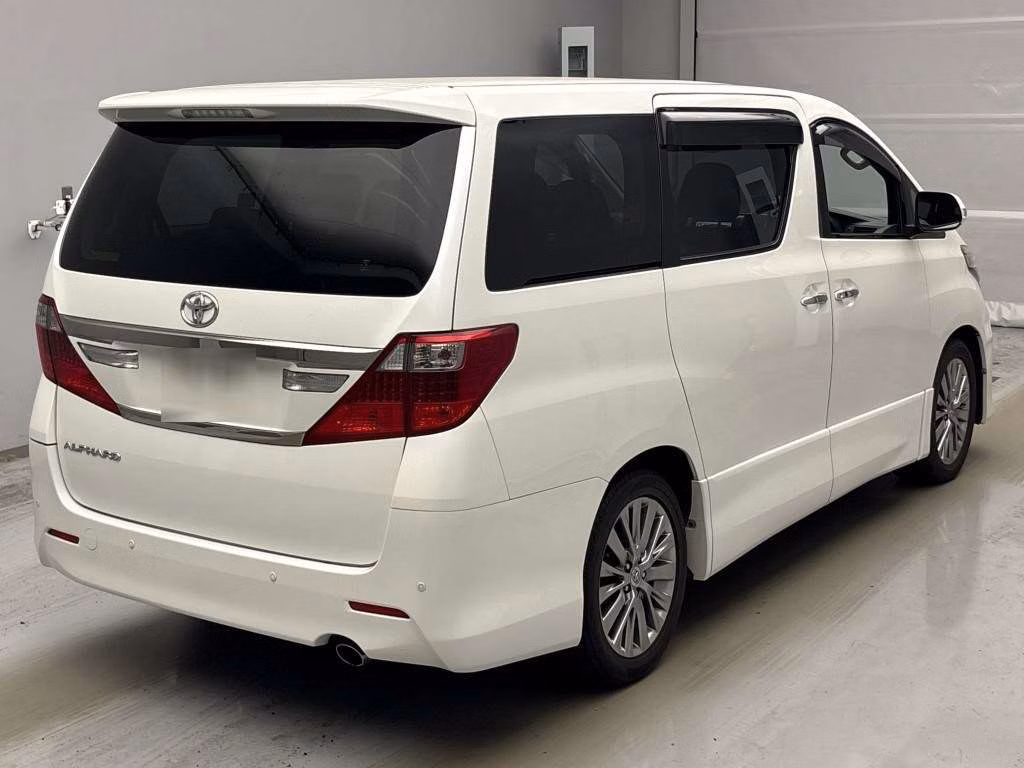 TOYOTA ALPHARD