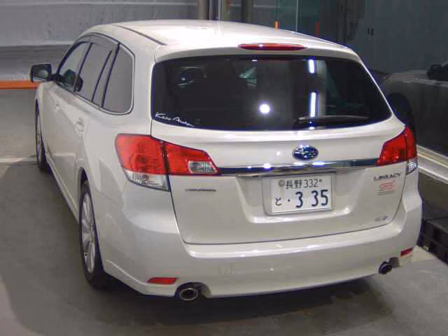 SUBARU LEGACY