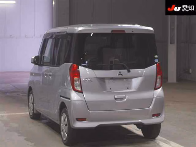 MITSUBISHI EK SPACE