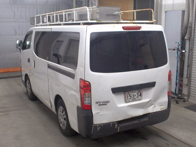 NISSAN NV350 CARAVAN