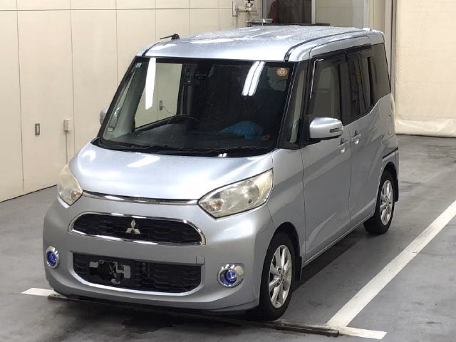 MITSUBISHI EK SPACE