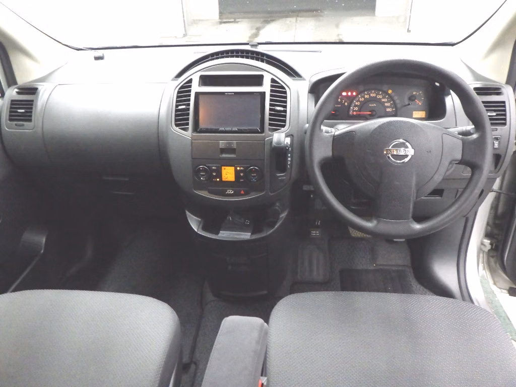 NISSAN LAFESTA