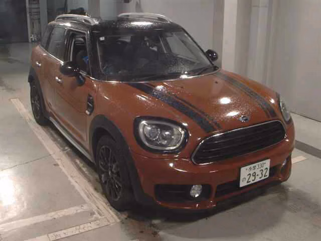 MINI Crossover