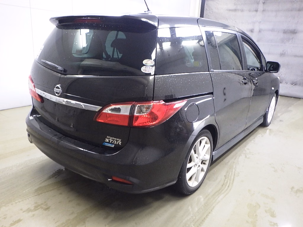 NISSAN LAFESTA