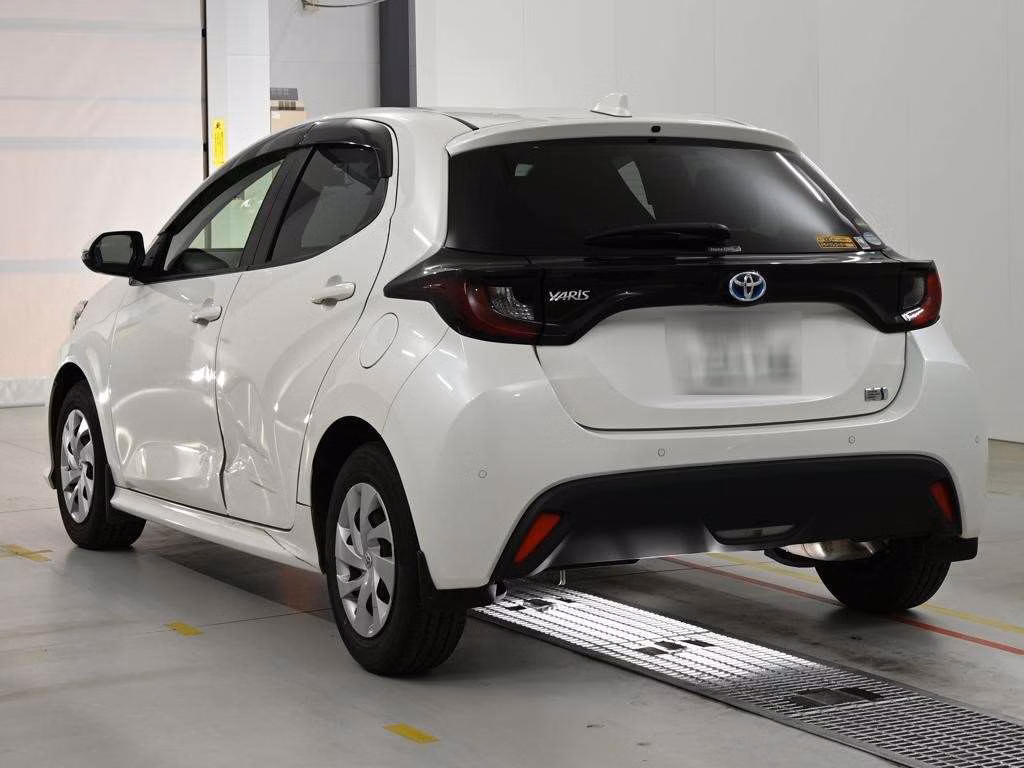 TOYOTA YARIS