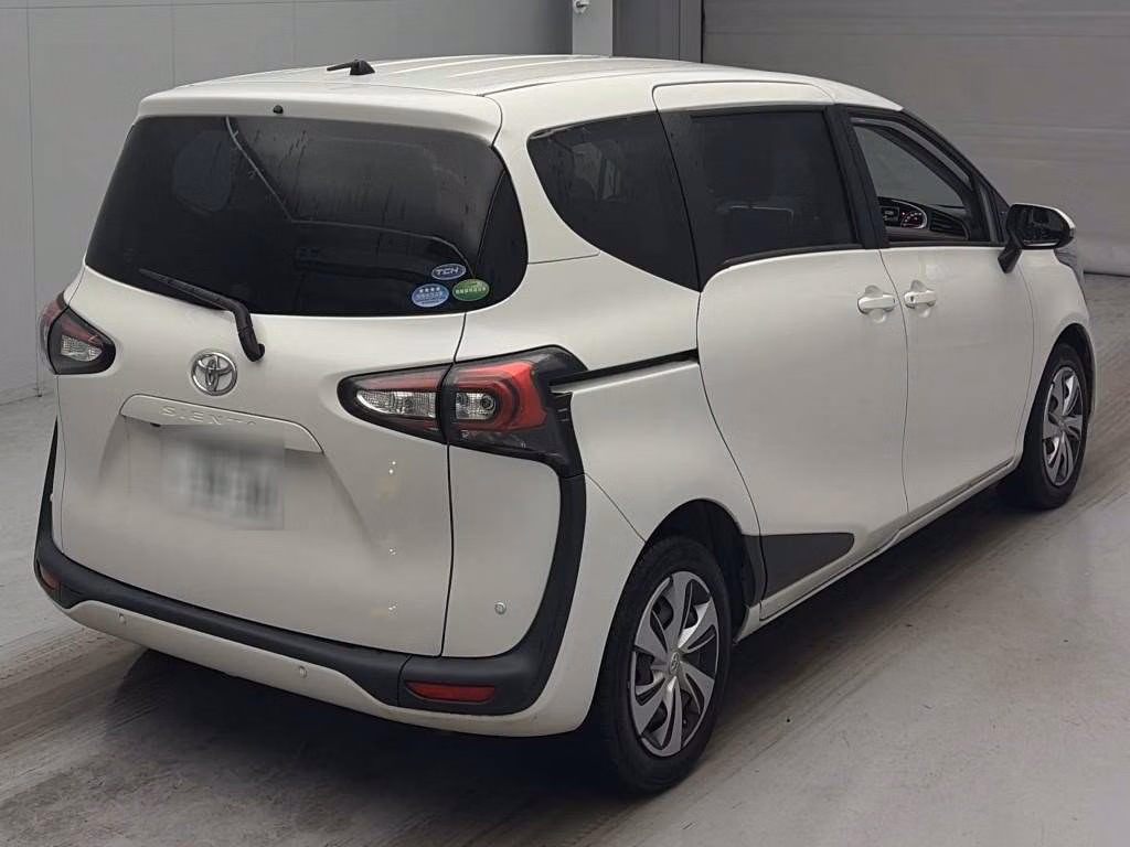 TOYOTA SIENTA