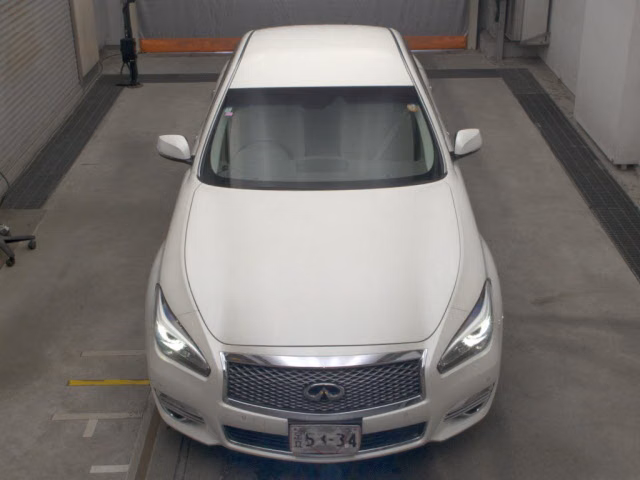NISSAN FUGA