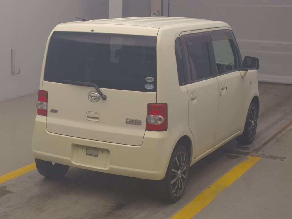 DAIHATSU MOVE CONTE