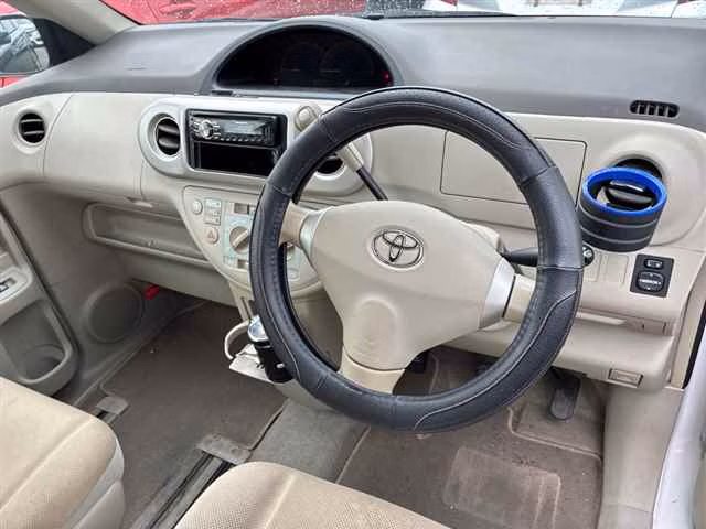 TOYOTA PORTE