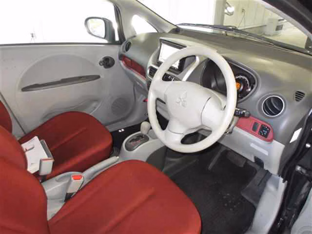 MITSUBISHI I