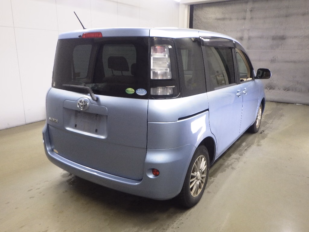 TOYOTA SIENTA