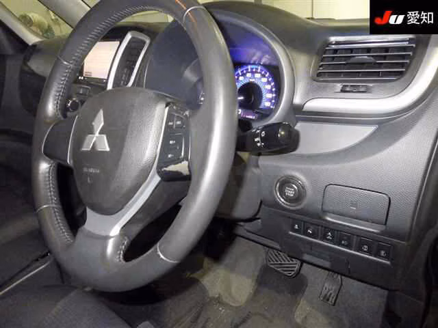 MITSUBISHI DELICA D:2