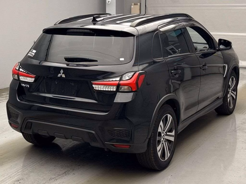 MITSUBISHI RVR