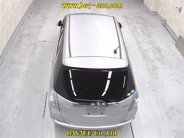 HONDA FIT SHUTTLE