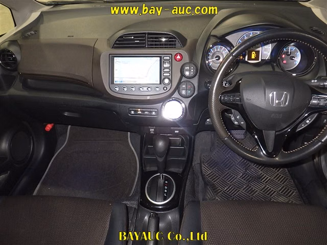 HONDA FIT SHUTTLE