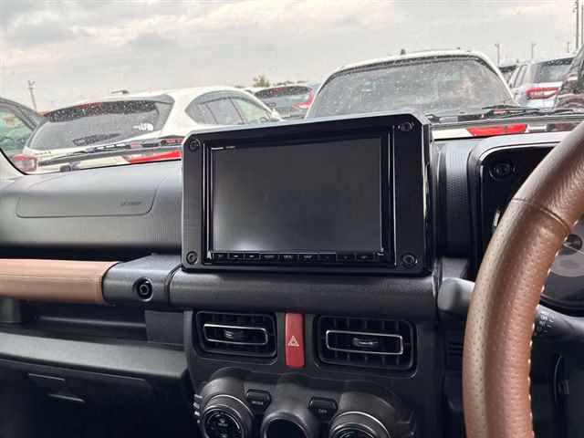 SUZUKI JIMNY SIERRA