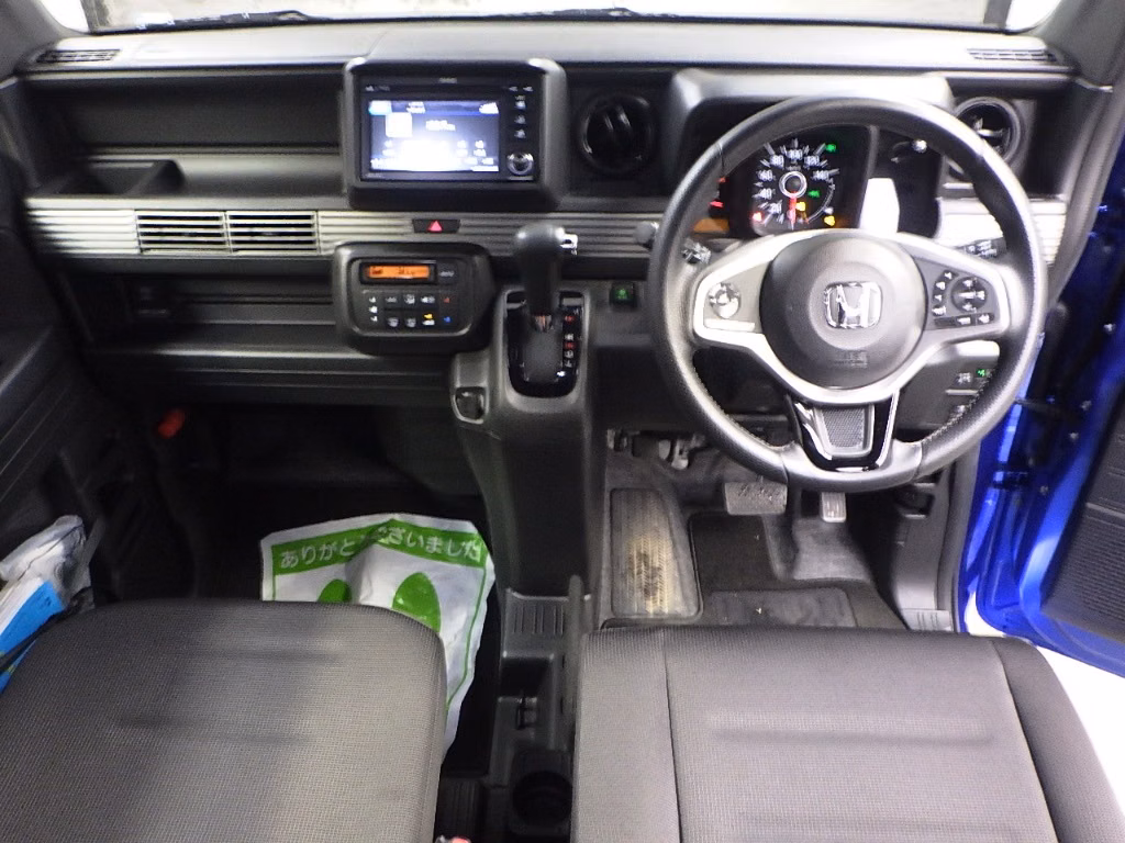 HONDA N-VAN