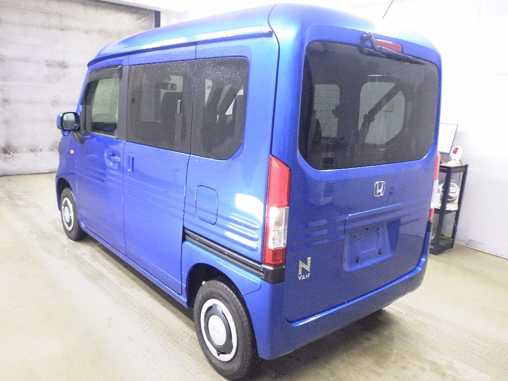 HONDA N-VAN
