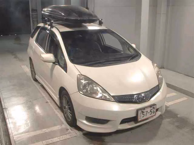 HONDA FIT SHUTTLE