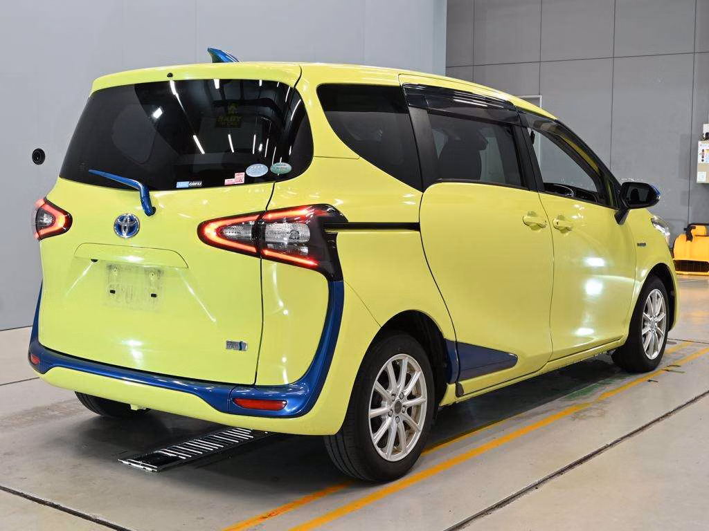 TOYOTA SIENTA