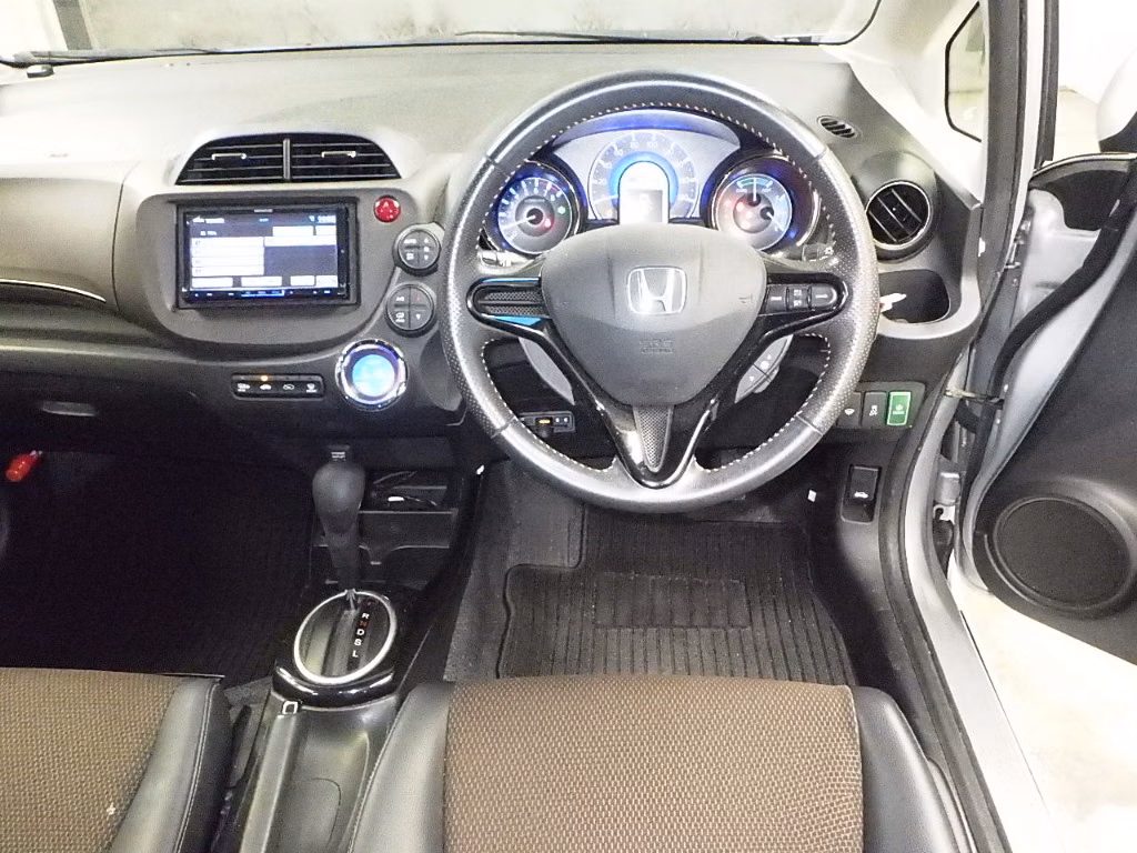 HONDA FIT SHUTTLE