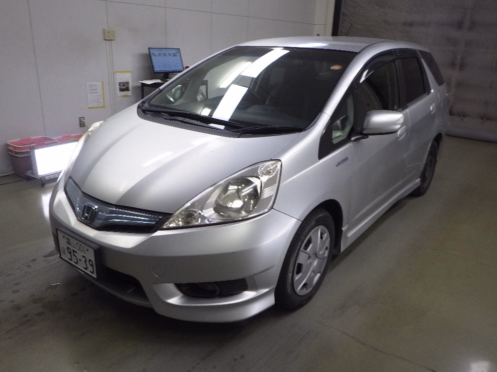 HONDA FIT SHUTTLE
