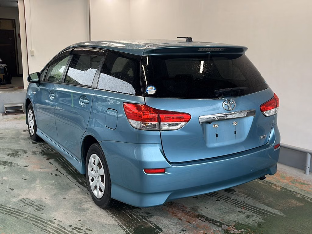 TOYOTA WISH