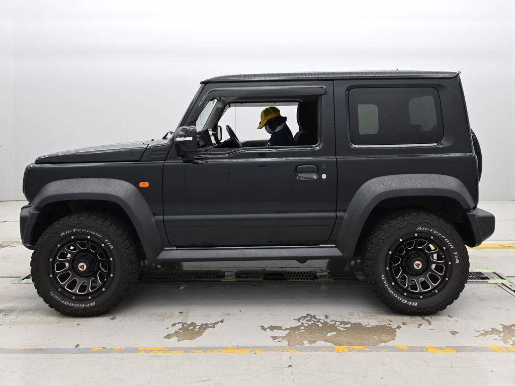 SUZUKI JIMNY SIERRA