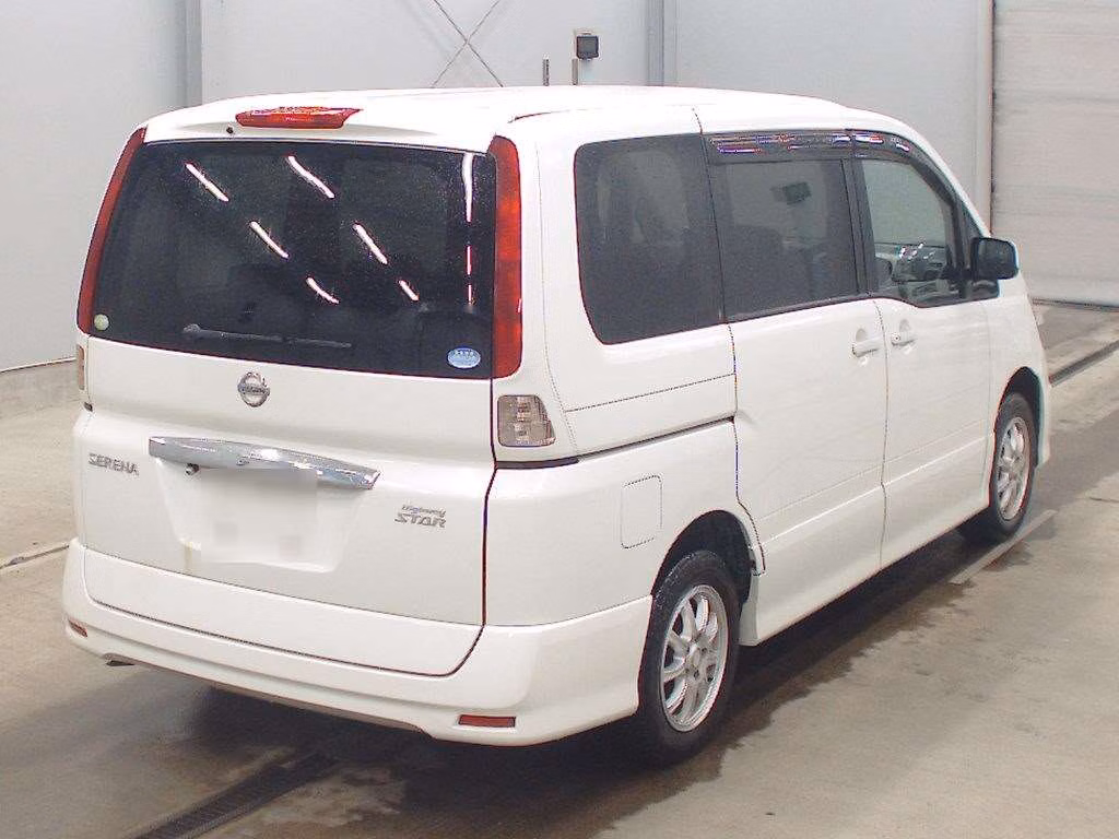 NISSAN SERENA