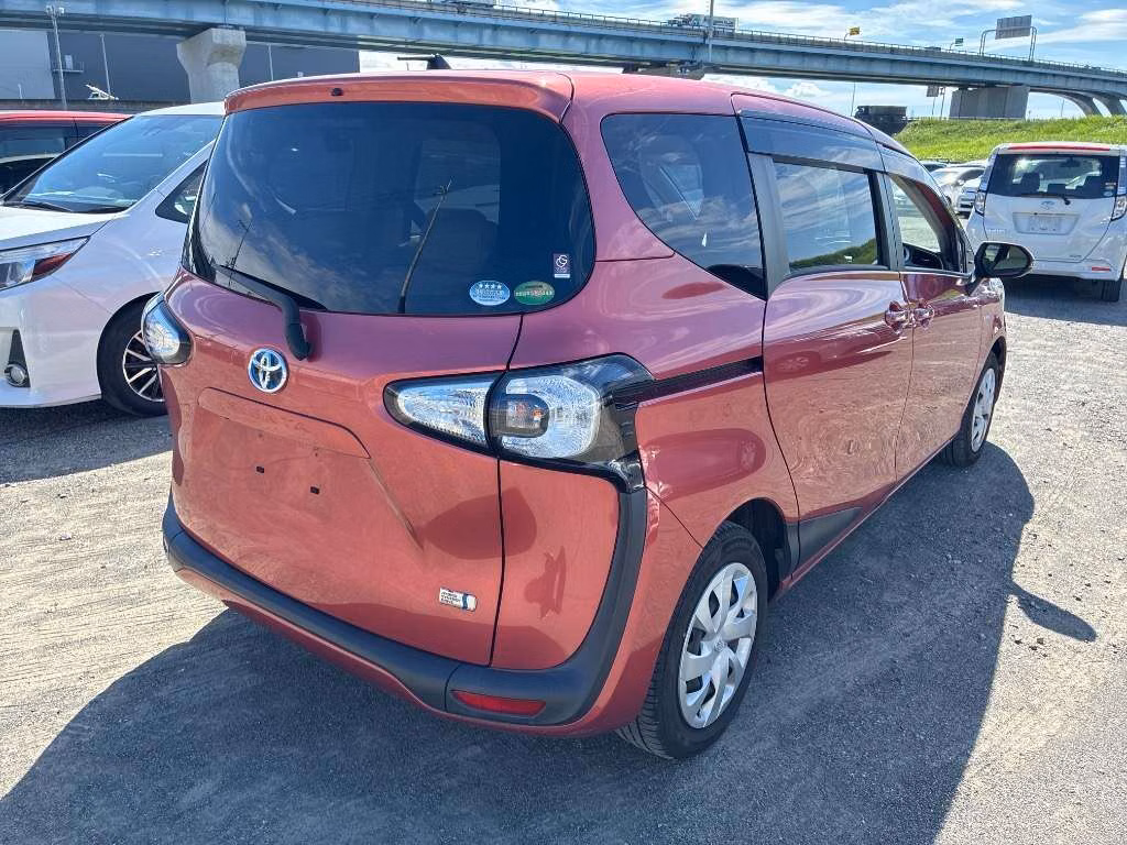 TOYOTA SIENTA