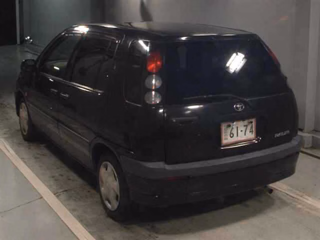 TOYOTA RAUM