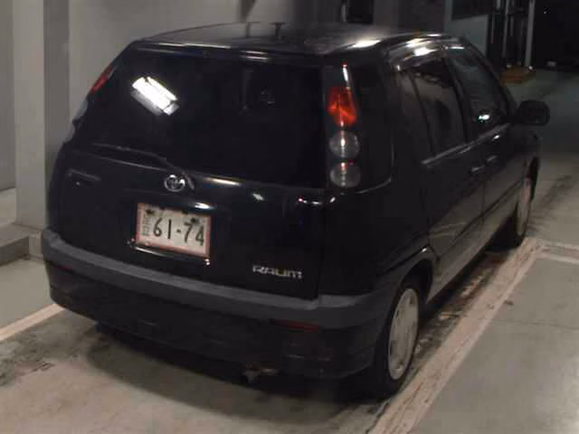 TOYOTA RAUM