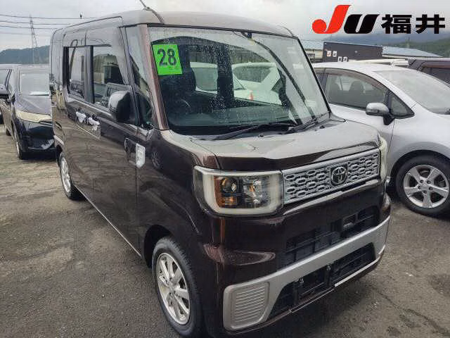 TOYOTA PIXIS MEGA