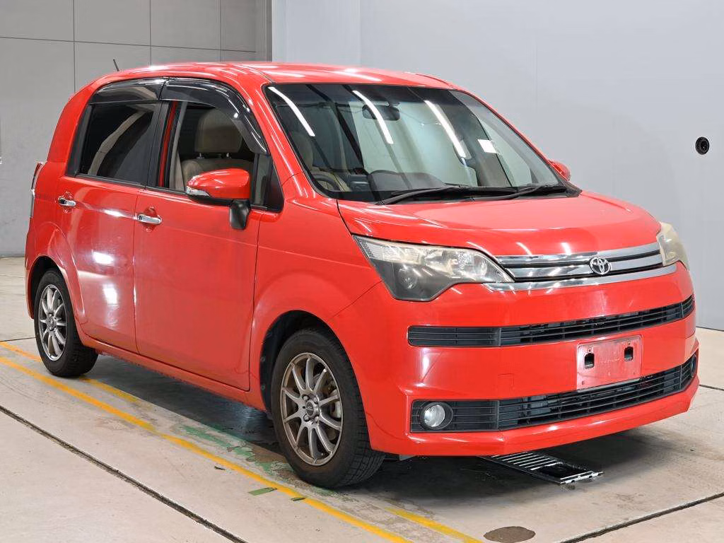 TOYOTA SPADE