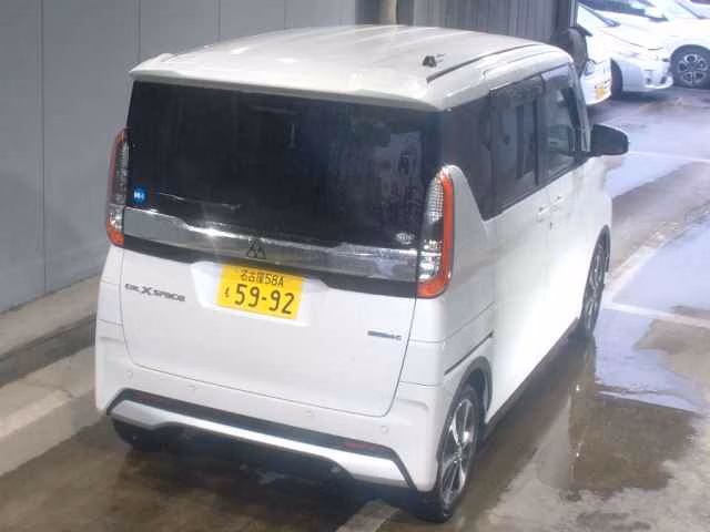 MITSUBISHI EK SPACE