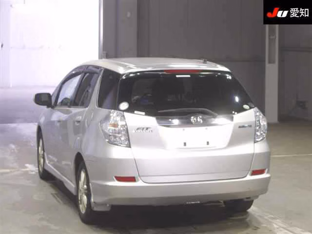HONDA FIT SHUTTLE