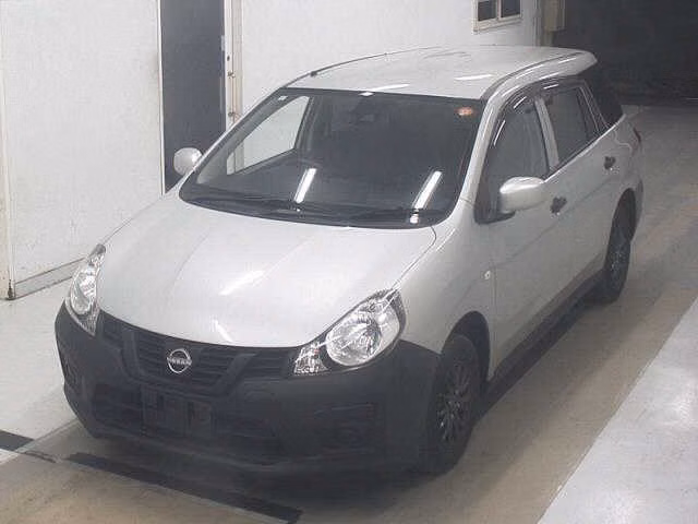NISSAN AD