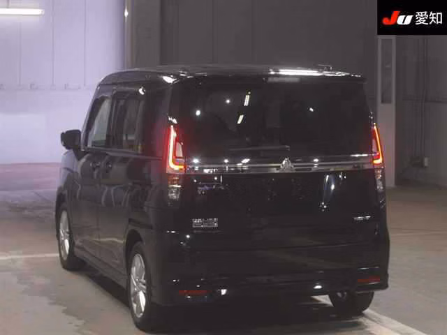 MITSUBISHI DELICA D:2