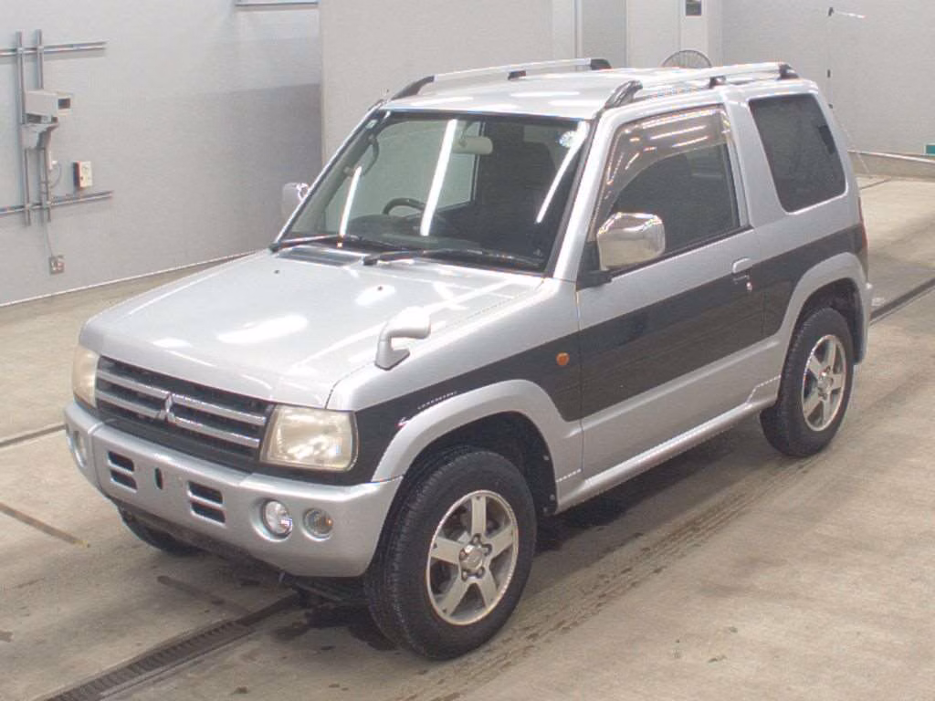 MITSUBISHI PAJERO MINI
