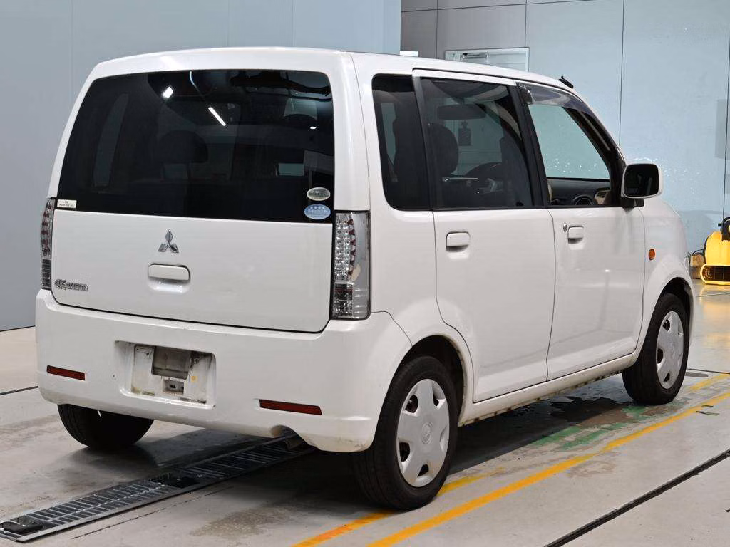 MITSUBISHI EK WAGON